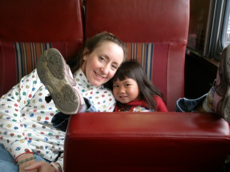 Kasen and Mommy on the train